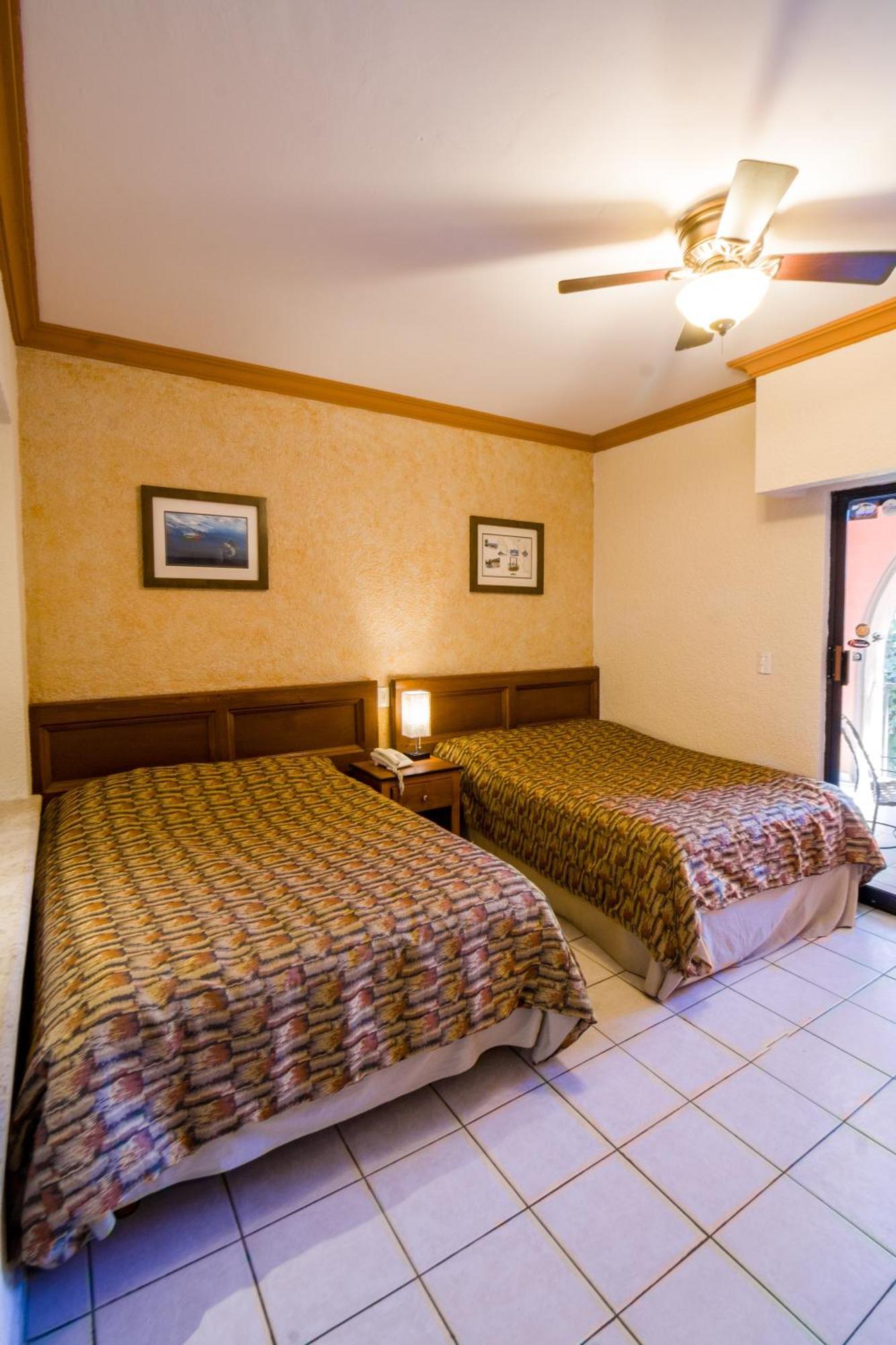 Hotel Palmas De Cortez ลอส บาร์ริเลส ภายนอก รูปภาพ
