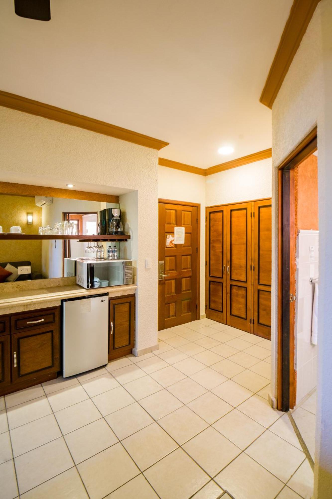 Hotel Palmas De Cortez ลอส บาร์ริเลส ภายนอก รูปภาพ
