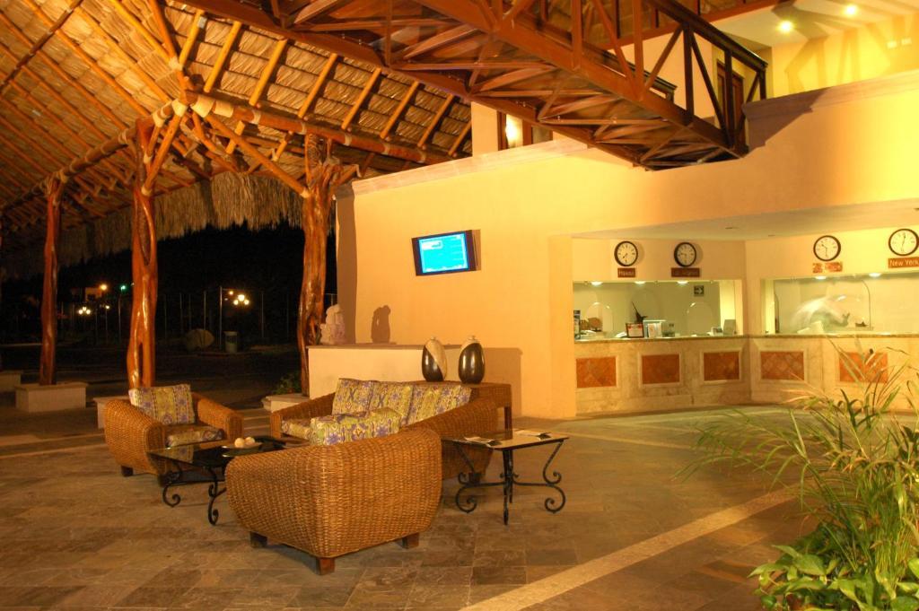 Hotel Palmas De Cortez ลอส บาร์ริเลส ภายนอก รูปภาพ