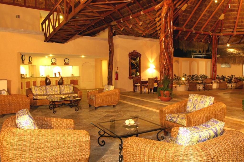 Hotel Palmas De Cortez ลอส บาร์ริเลส ภายนอก รูปภาพ