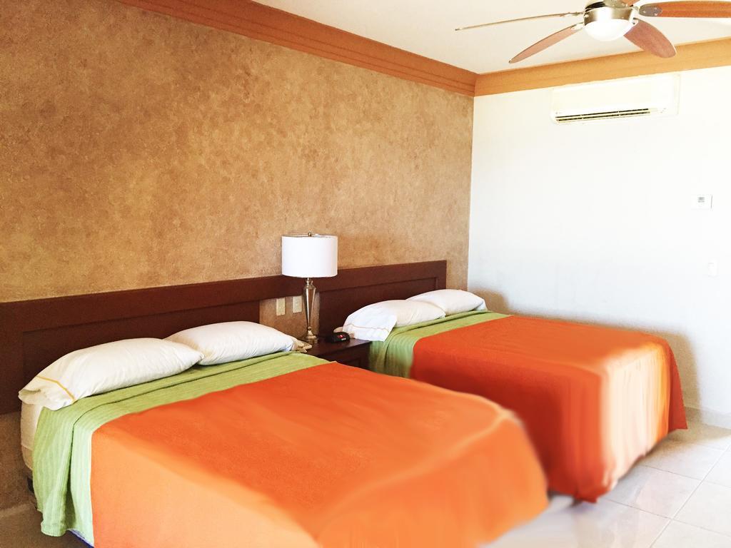 Hotel Palmas De Cortez ลอส บาร์ริเลส ภายนอก รูปภาพ